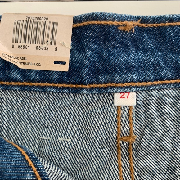 LEVIS hi-rise reconstructed skirt, medium wash - Picture 7 of 7